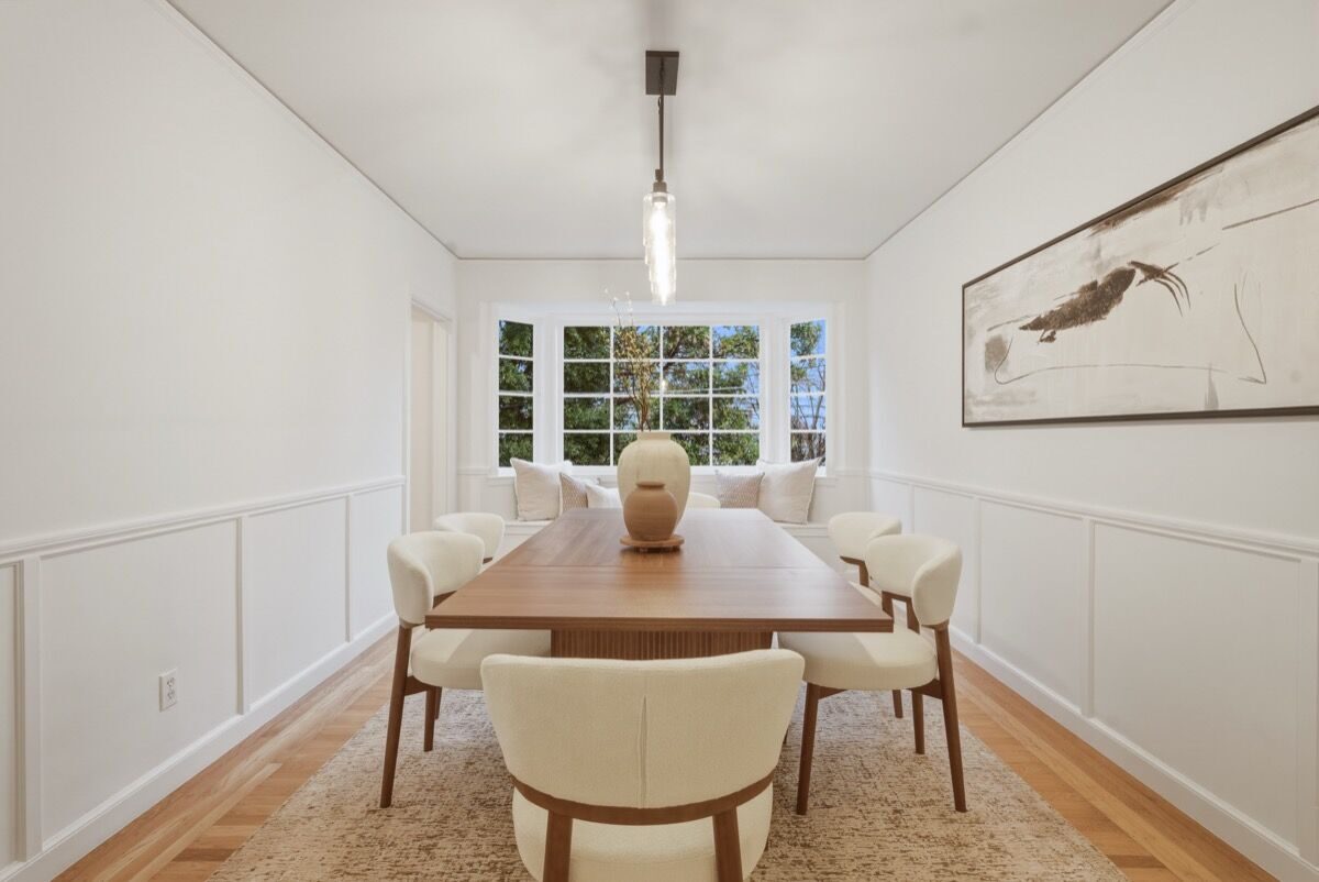 1408 Alvarado Ave dining room, Burlingame