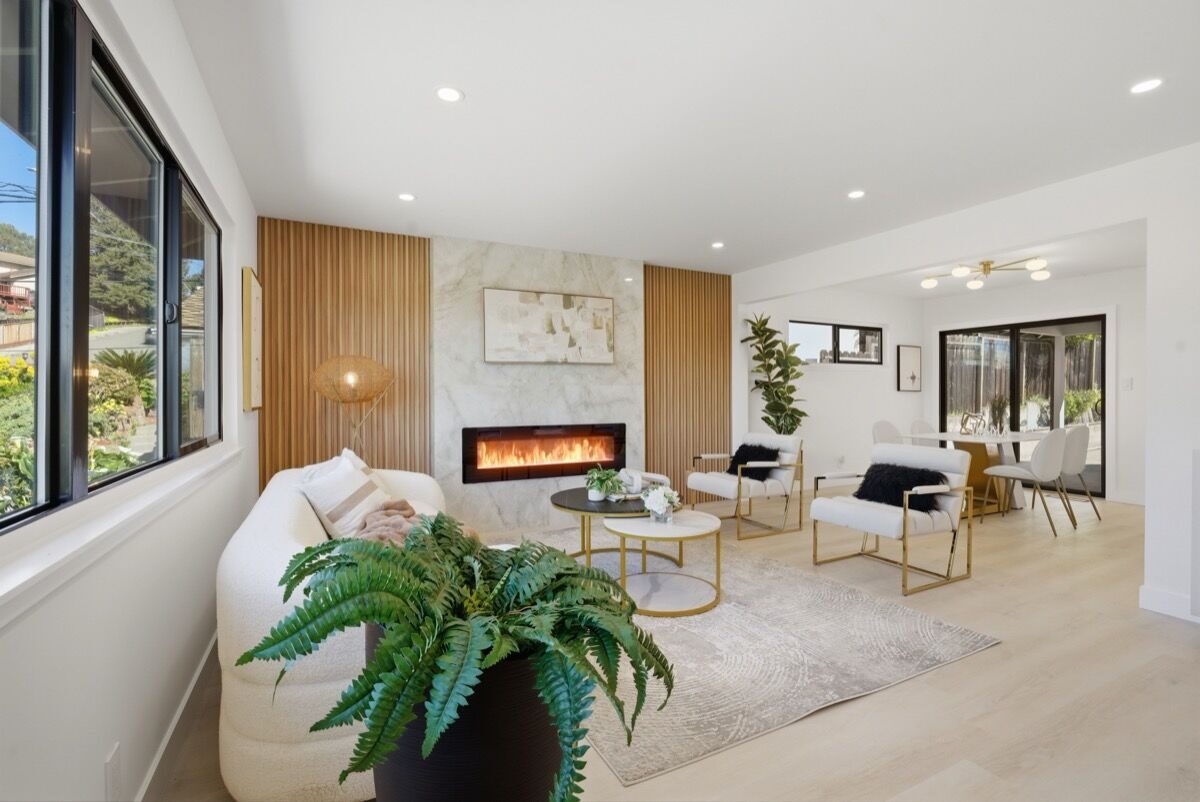 2847 Ralston Way living and dining area, Hayward